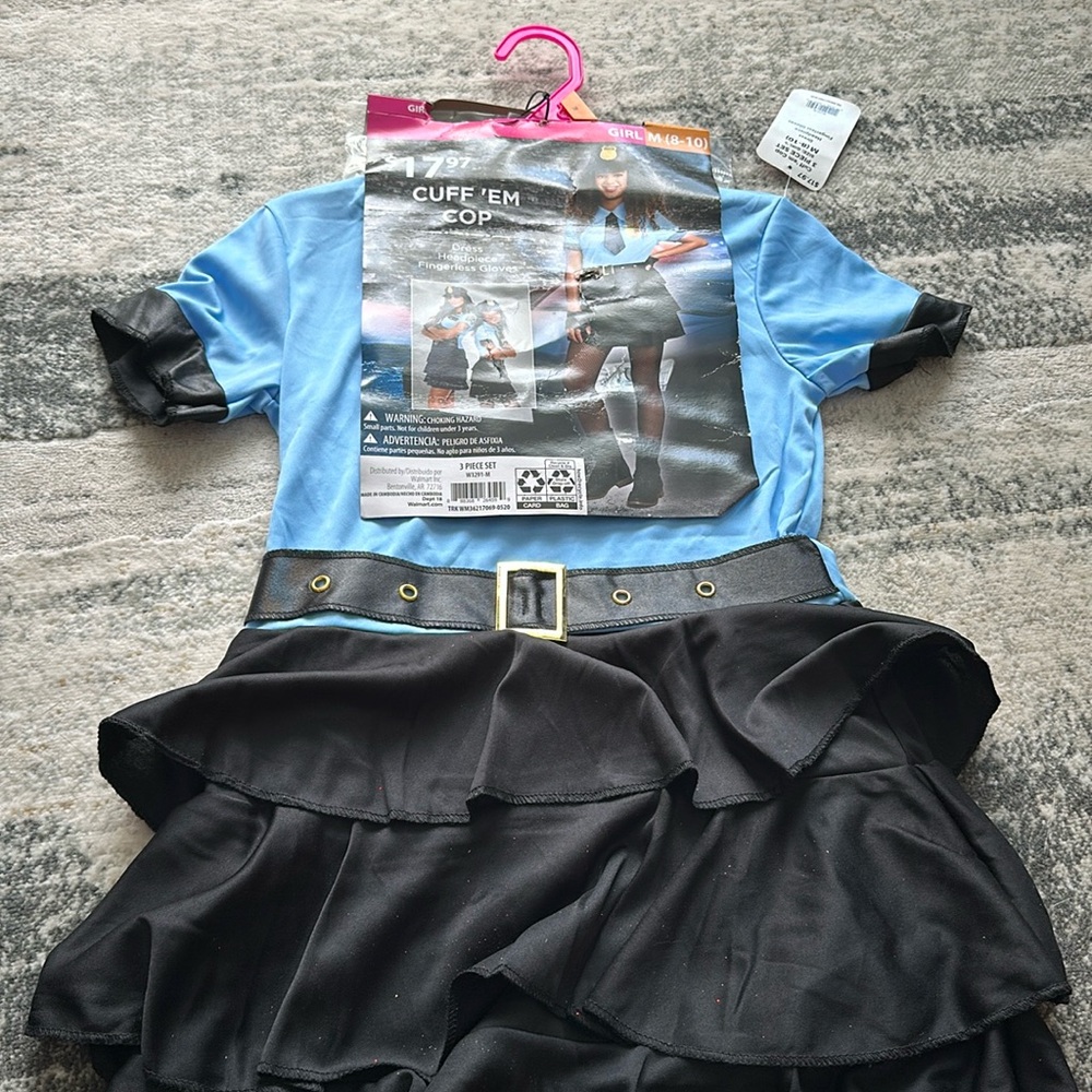 New Costume cuff ‘em cop girl medium (8-10)